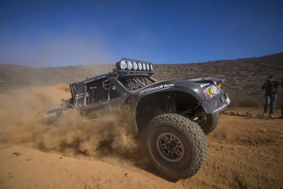 11_highres_16Baja1000_GETSOMEphoto_79772edit.webp