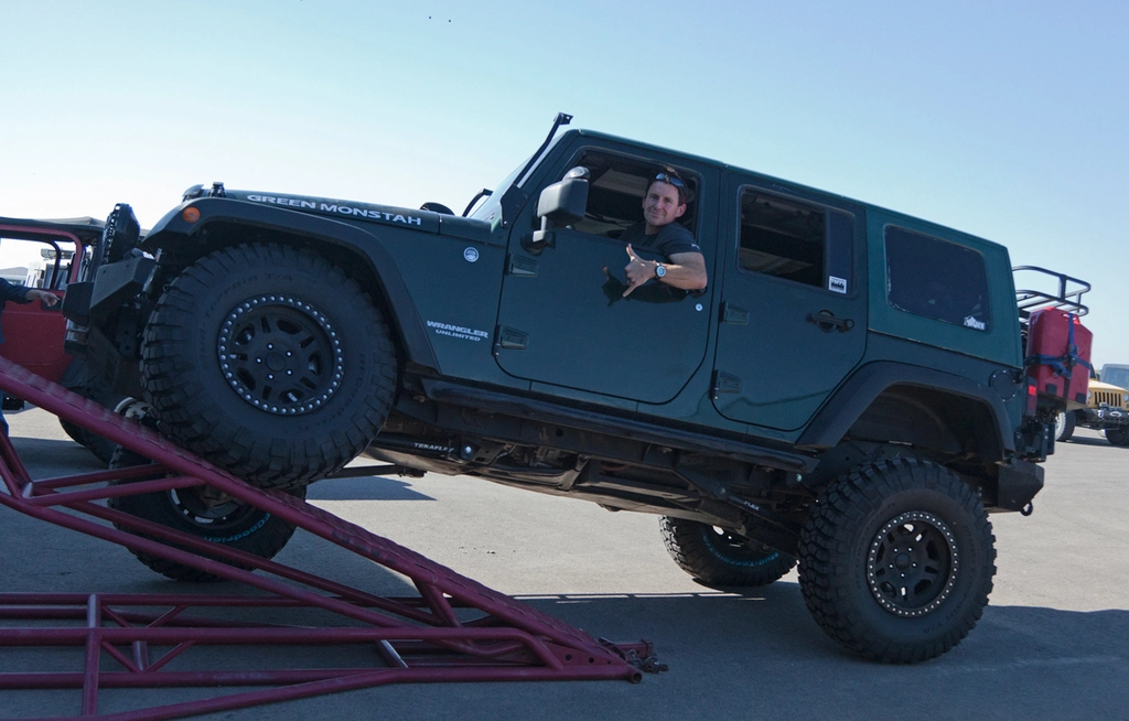 2010 JK Wrangler Unlimited 37" Tires, 5.13 Gears