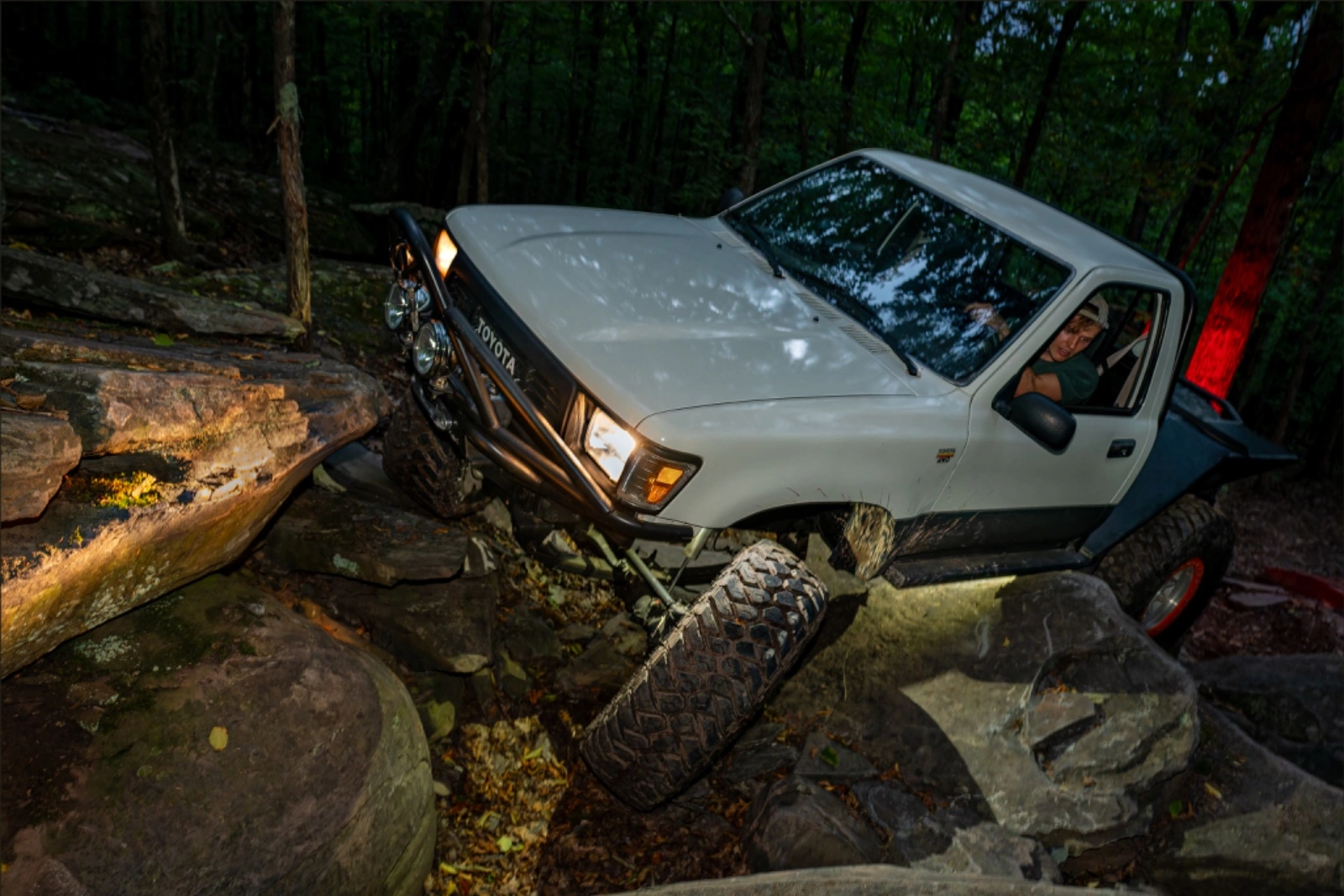 6-1989 toyota sr5 custom pickup-photo by david fried.webp