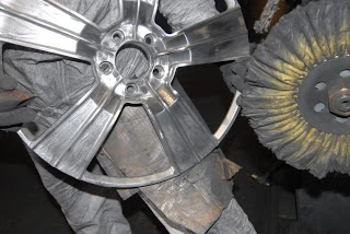 a4.bp.blogspot.com__9napQ8ii6CE_UcZAJysfjAI_AAAAAAAAEM0_QfxA__4YUbM_s320_raceline_polishing_web.webp