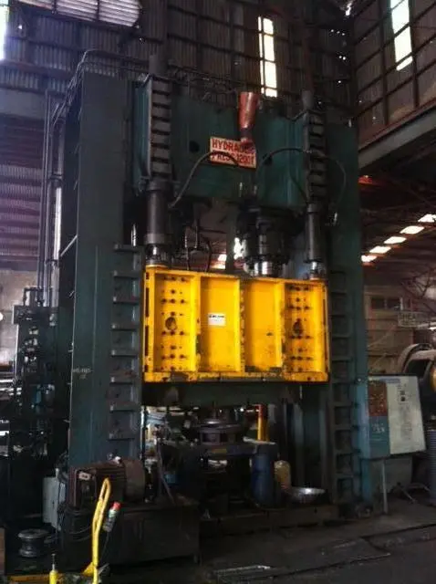 ai1091.photobucket.com_albums_i385_elmermdj_MDJUAN_20Plant_20for_20Forum_hydpress1200tons.webp