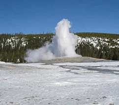 awww.sharetrails.org_sites_default_files_story_OldFaithful_webe049c5d06fe0f7e47fa7d6cff55f7dd3.webp