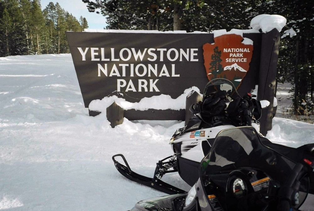 awww.sharetrails.org_sites_default_files_YNP_winter_01.jpg_e68bc37217bdbd788c9b37f7b47a0a21.webp