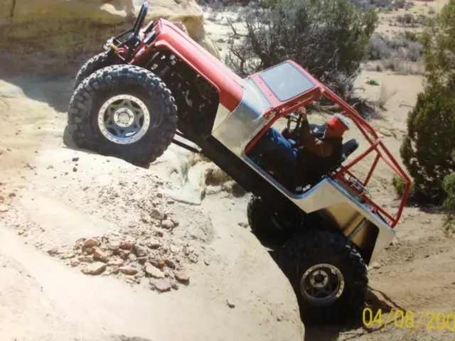 CUSTOM BUILT ROCK CRAWLER