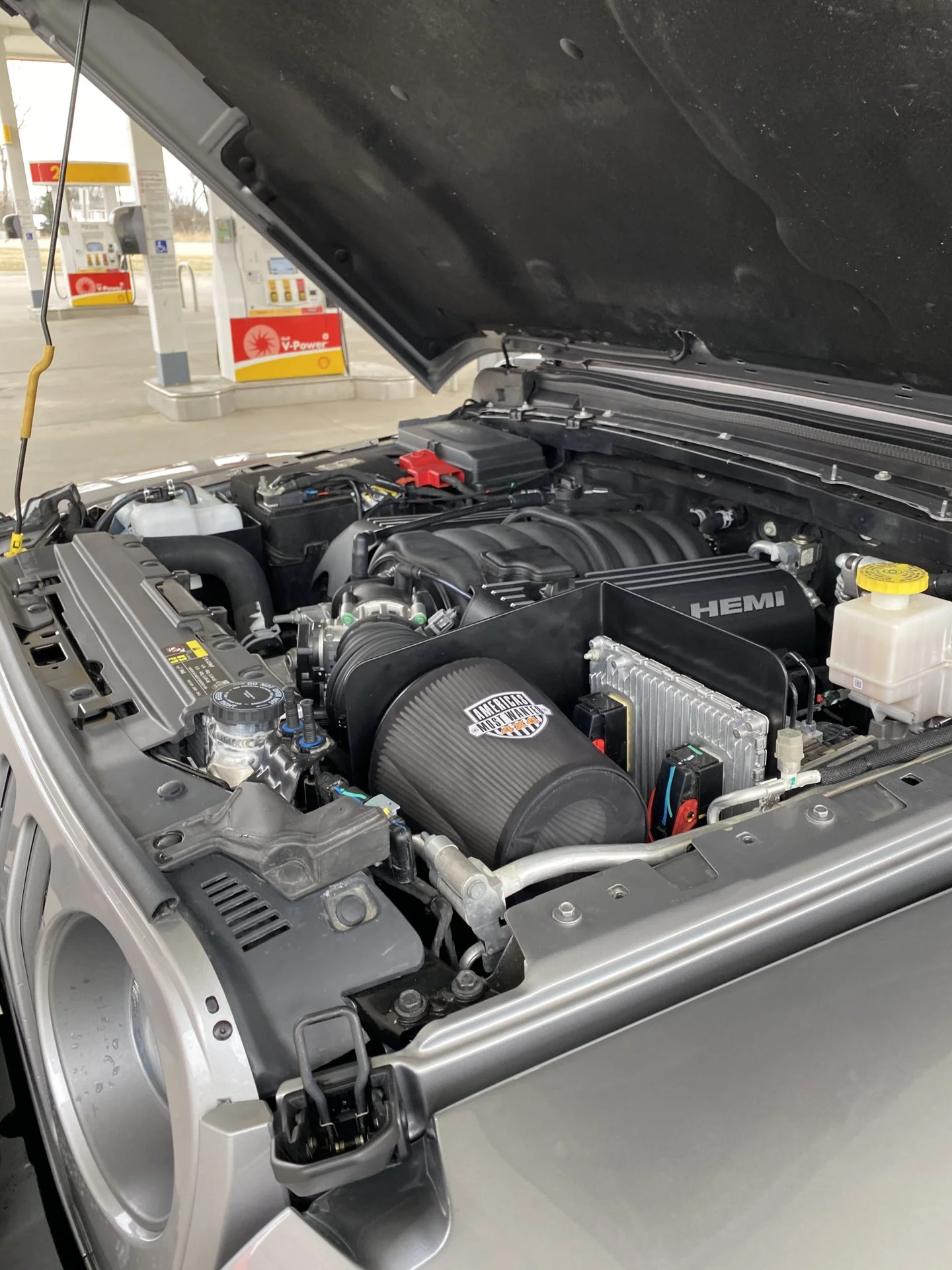 NY, USA: 2020 Jeep Gladiator 6.4L Hemi Swap