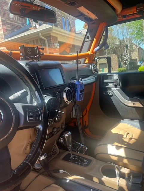 Jeep 2.jpg