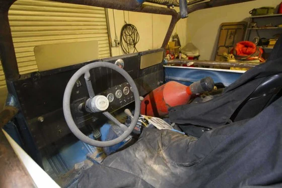 ORMHOF-Bronco-basket-case-005.webp ORMHOF-Bronco-basket-case-005.webp