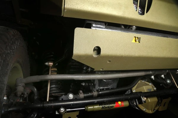 Rugged-Ridge-Jeep-JK-Inverted-Drag-Link-installed-High-Res.webp