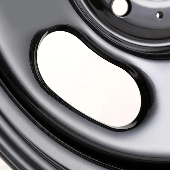 Rugged-Ridge-Trail-Runner-Classic-Wheels-17x9-gloss-black-2.webp