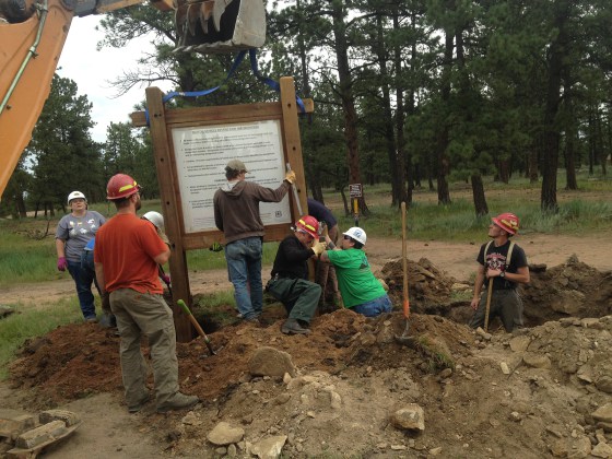 Stay-The-Trail-making-trail-improvements-via-Rugged-Ridge-Trail-Access-Program-grant.jpg