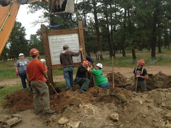 Stay-The-Trail-making-trail-improvements-via-Rugged-Ridge-Trail-Access-Program-grant.jpg