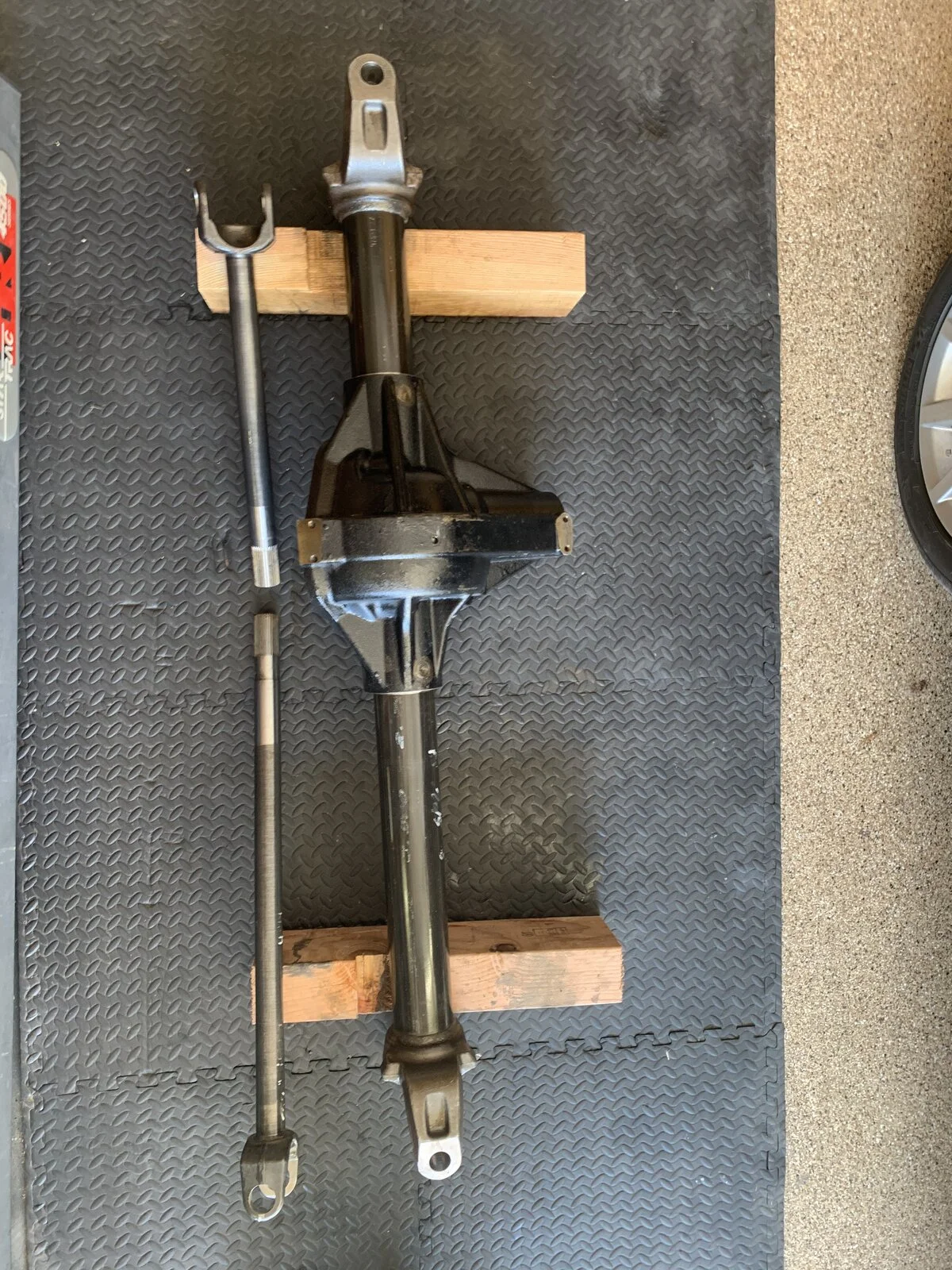 For Sale: - CURRIE ROCK JOCK FRONT EXTREME 60 WITH INNER AXLES