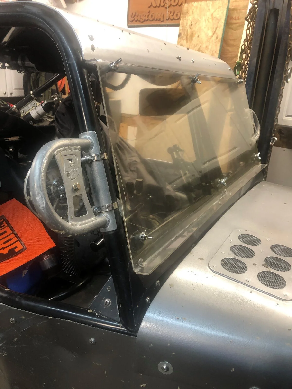 windshield.webp