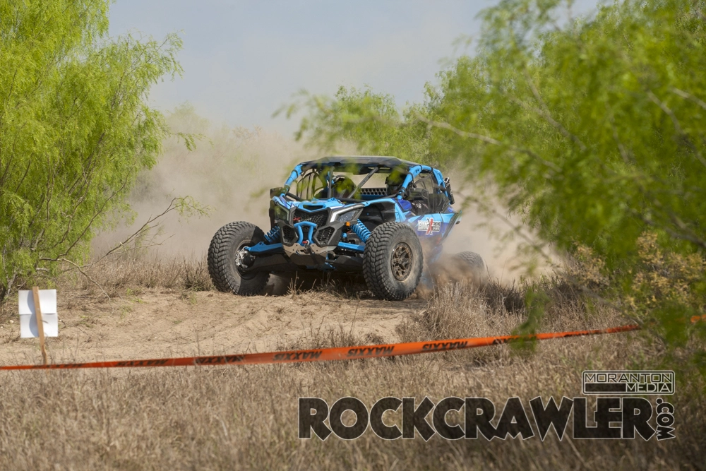 Rockcrawler_DirtRiot_Laredo-4.jpg