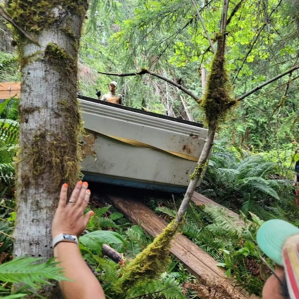 Hot-Tub-Extraction-1024x1024.jpg