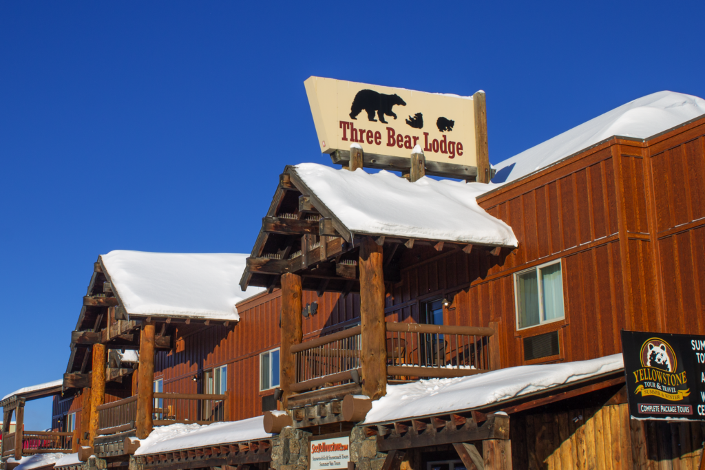 TBL_Ext_bluesky_Winter_-5-1024x683.png