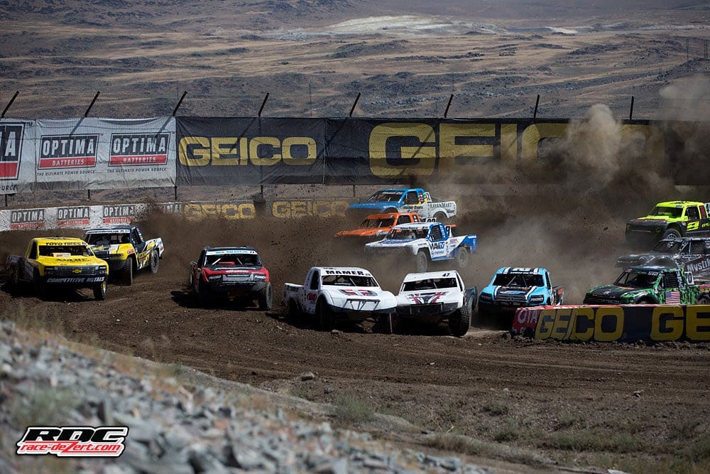 Racing the Night Away in Lake Elsinore, as Season Titles are on the